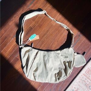 BAGSMART Puffy Crossbody Hobo Bag *BRAND NEW* - Light Sage Green